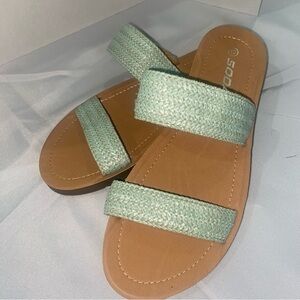 Soda Green and Tan Sandals Minimalist Double-Strap Design Women’s Size 10